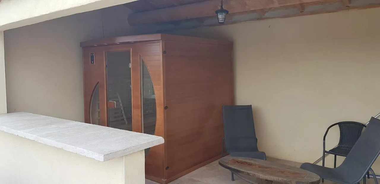 La Bastide De Luson Villa 4 Chambres Spa Sauna Piscine Chaufee Boulodrome Maussane-les-Alpilles 0*,